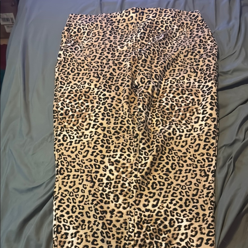 Chico's Leopard Print Leggings